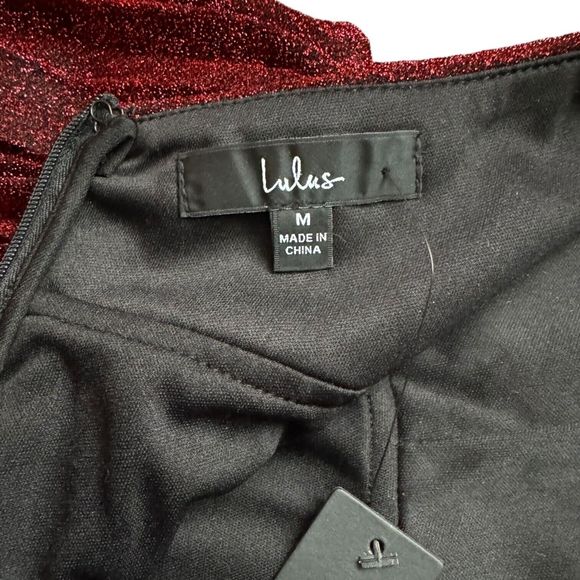 New NWTLulu’s Medium Shine Tonight Red Sparkly Pleated Skater Dress Notch Neck M - Picture 13 of 16